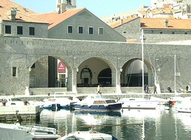 Rent a yacht in Dubrovnik