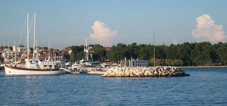 Marina Vodice Anfahrt Wasser